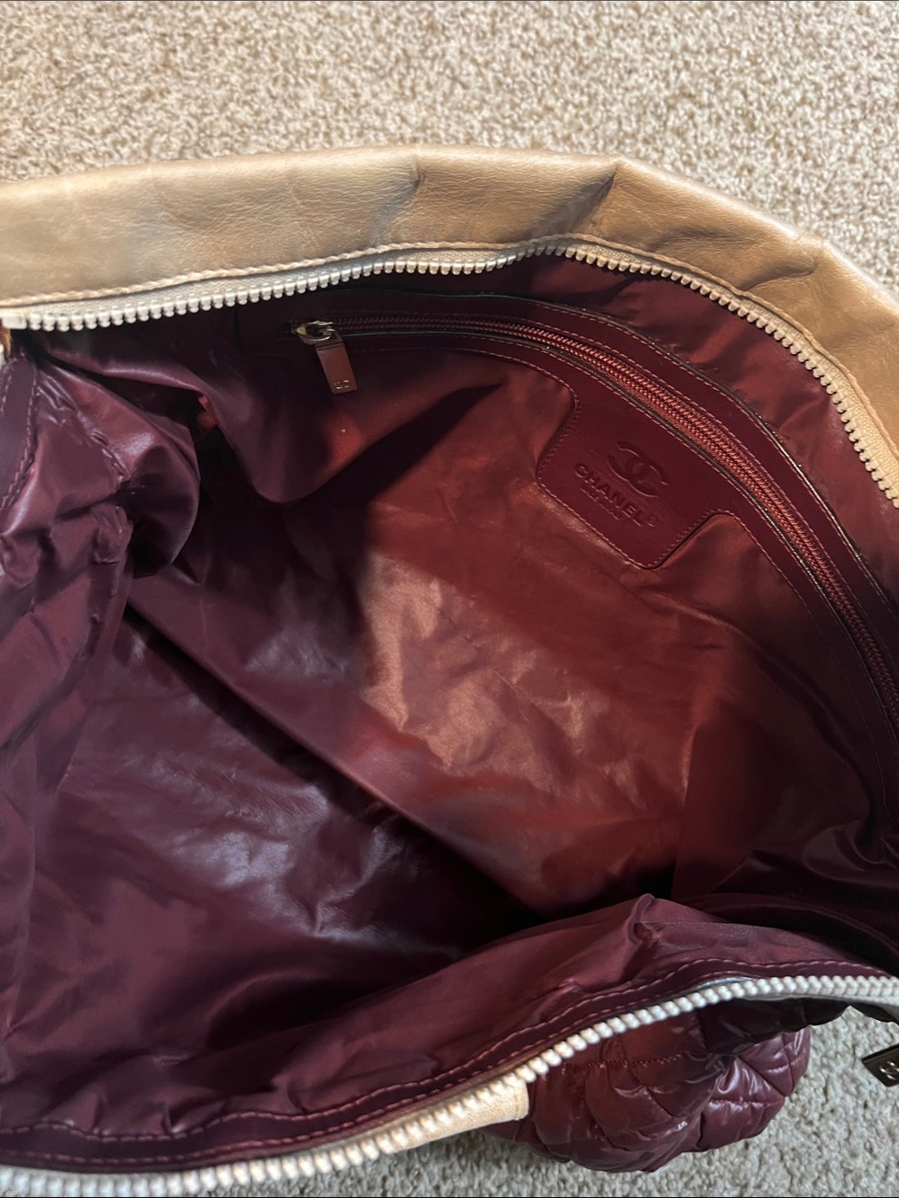 ♥️ CHANEL Coco Cocoon Burgundy Tote - Picture 14 of 17